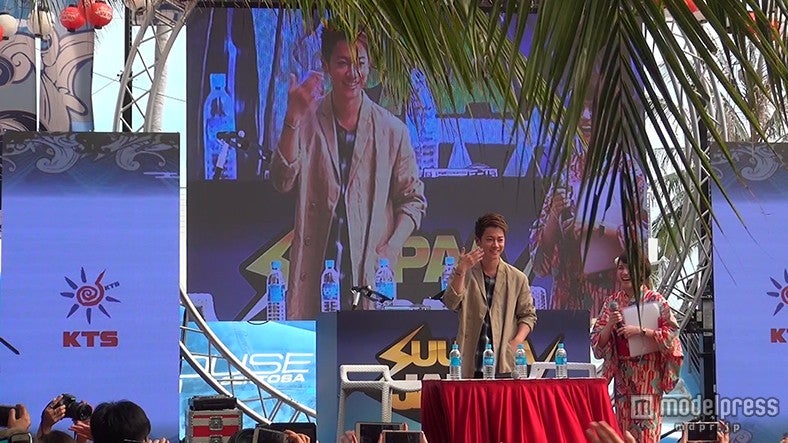 トークショーの様子