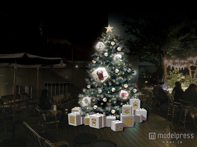 原宿には「スターバックス オリジナル プロジェクションマッピングツリー」も登場