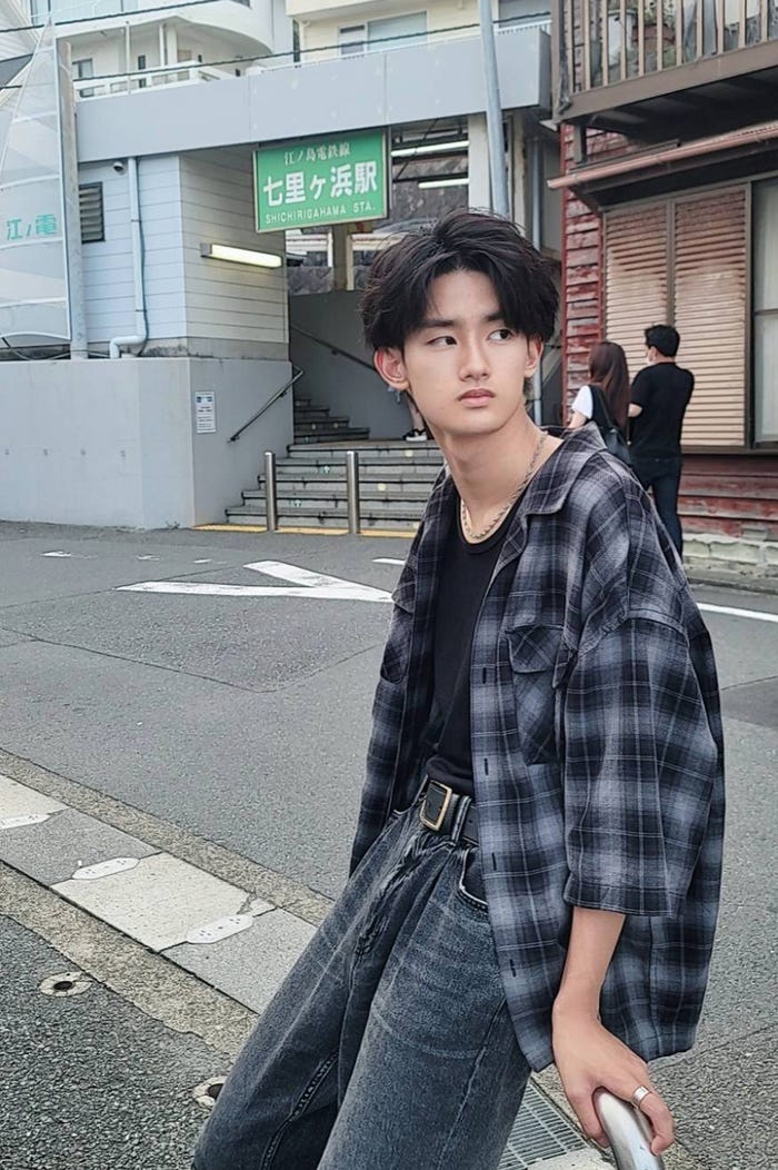 郡司陸永「聖地巡礼 そして江ノ島へ」(提供写真)