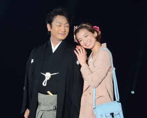 <速報>熱愛中の片岡愛之助、芹那と腕組みウォーキング