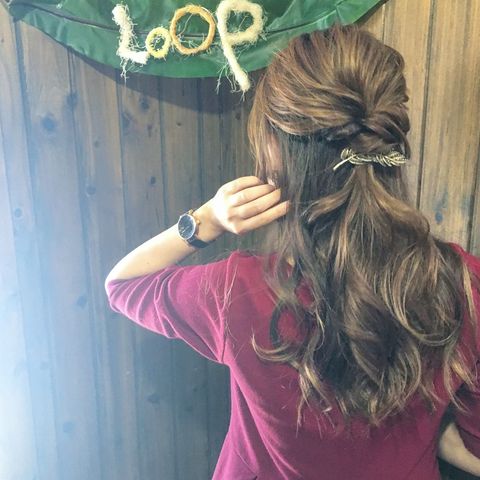 こなれ感が出るおろし髪アレンジ 不器用な大人女子におすすめの簡単ヘアをご紹介 モデルプレス こなれ感が出るおろし髪アレンジ 不器用な大人女子におすすめの簡単ヘアをご紹介 モデルプレス