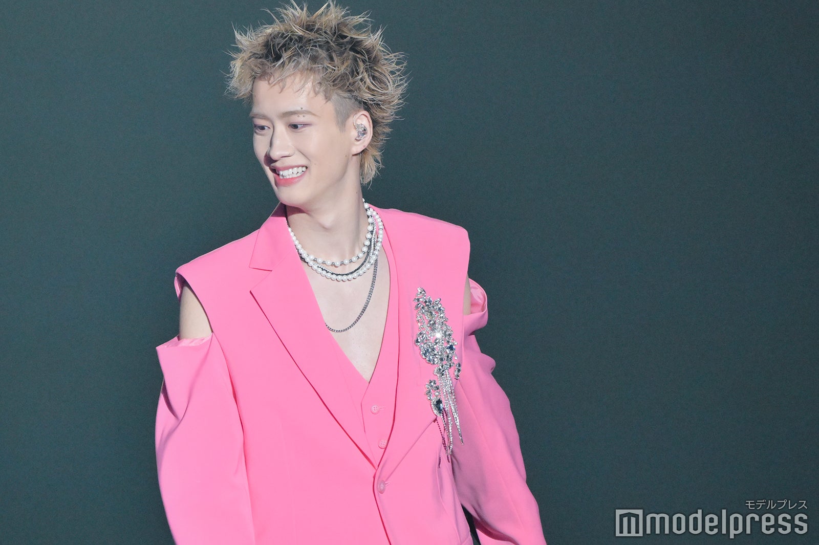 BUDDiiS（C）モデルプレス