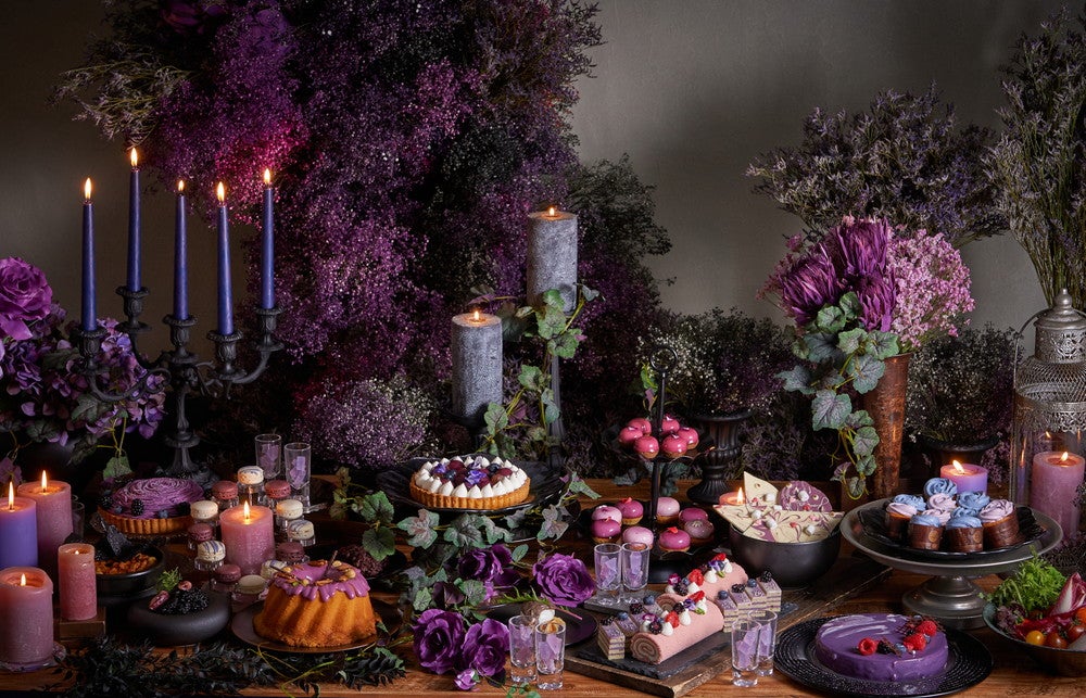 パープルのデザートビュッフェ「フルル・ド・フェム」ヒルトン東京お台場で “ミステリアスな女性”イメージ