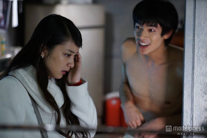 (左から)武井咲、中島歩/ドラマ「すべてがFになる」第7話より/(C)フジテレビ