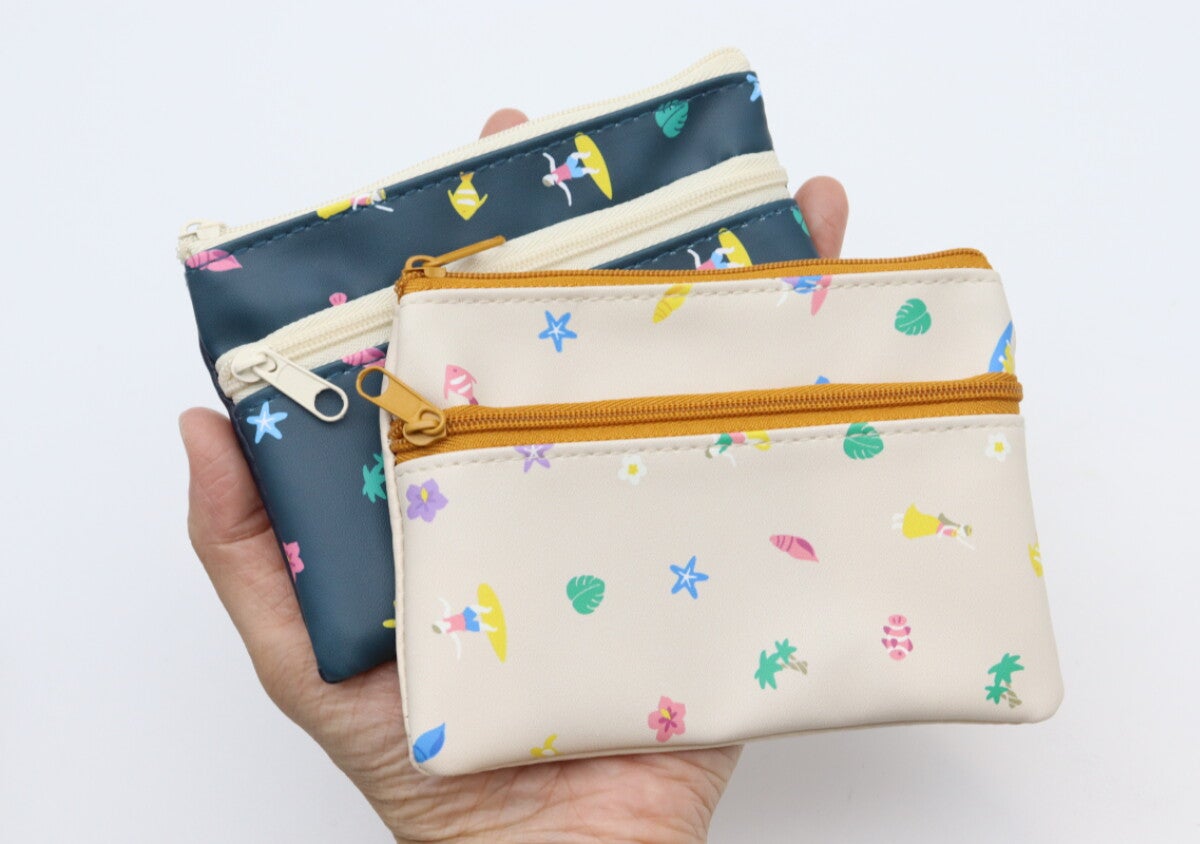 なぜ100均に！？まるで海外のお土産品みたい♡可愛さも使い勝手の良さもパーフェクトなポーチ