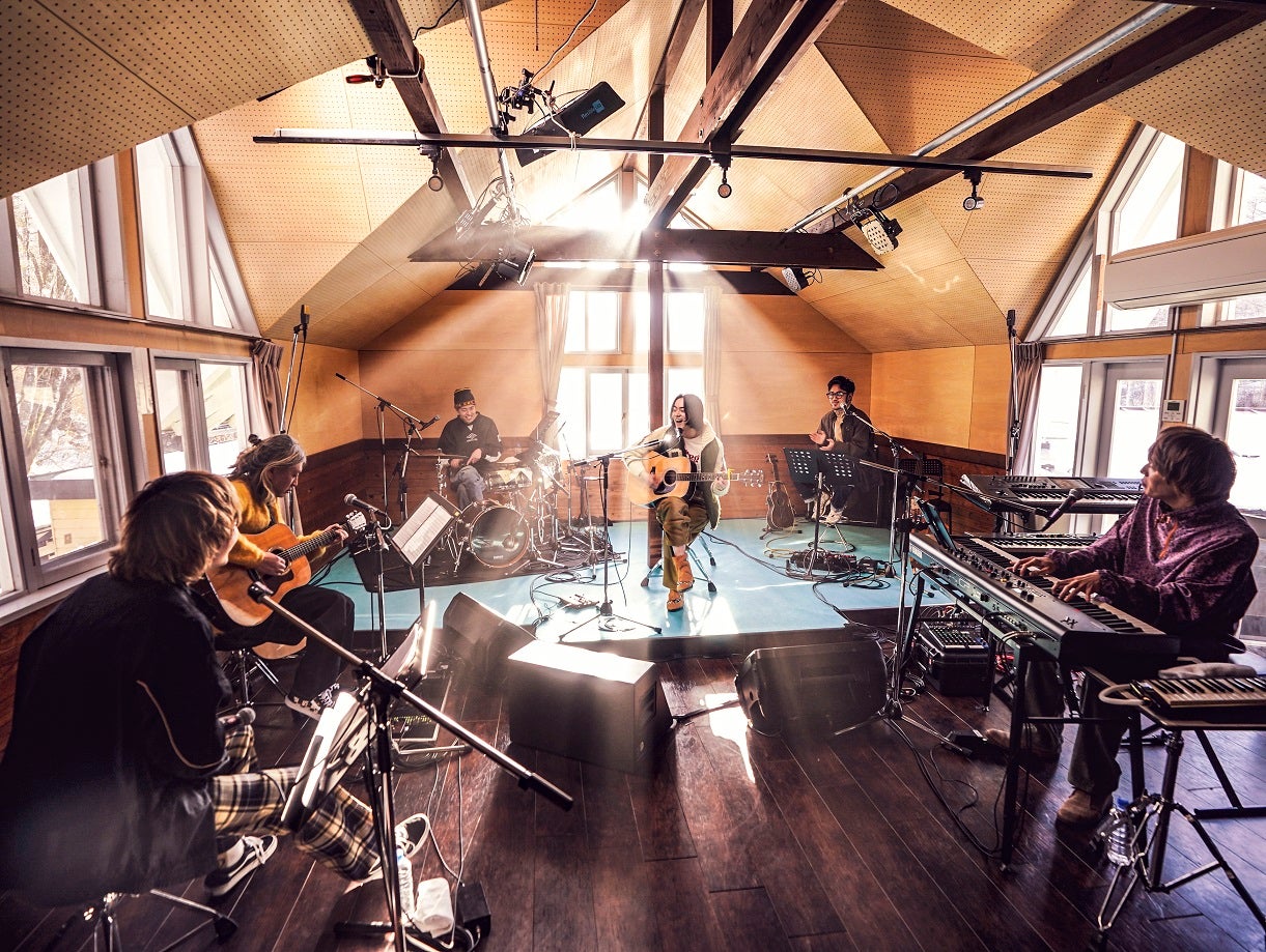 「菅田将暉 LIVE STREAMING VOL．2」より／撮影：上飯坂一