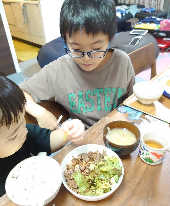 山田花子 兄弟で違うおかずにした夕食 長男には 悪いと思いましたが モデルプレス