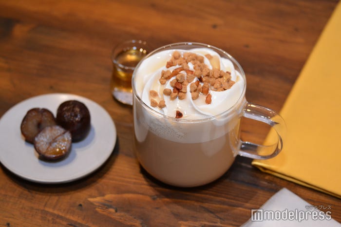 ハニー マロン ラテ(C)モデルプレス