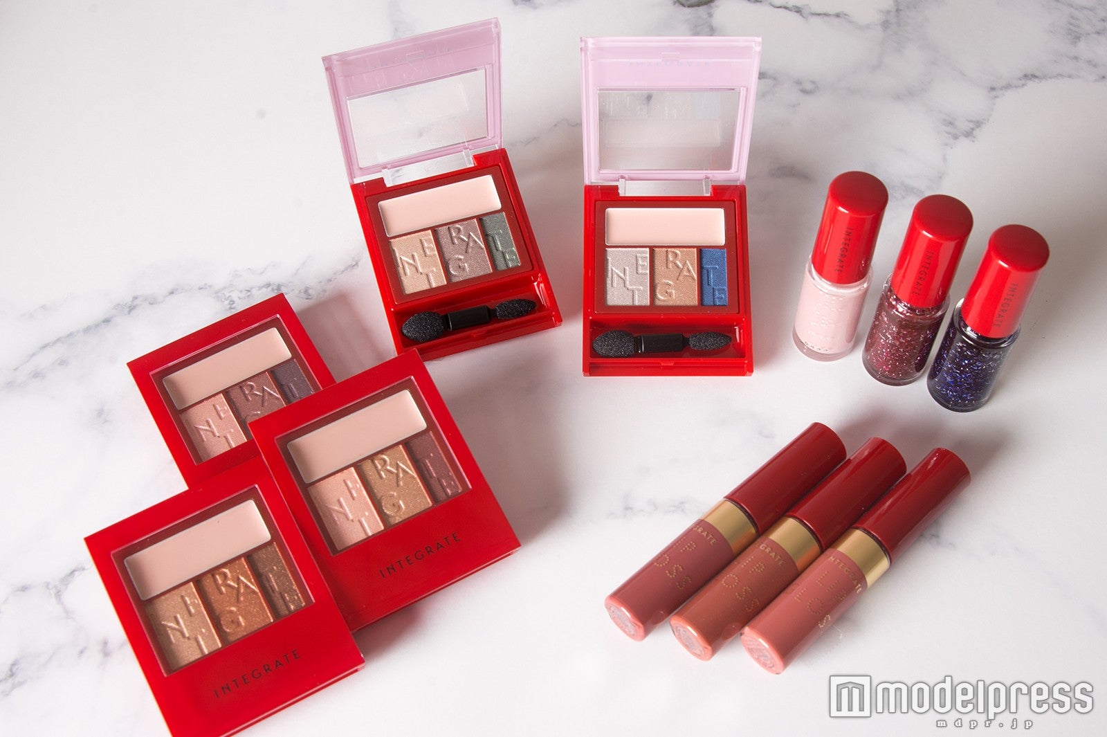 「アクセントカラーアイズ CC」、「ネールズ N」、「ジューシーバームグロス」（C）モデルプレス