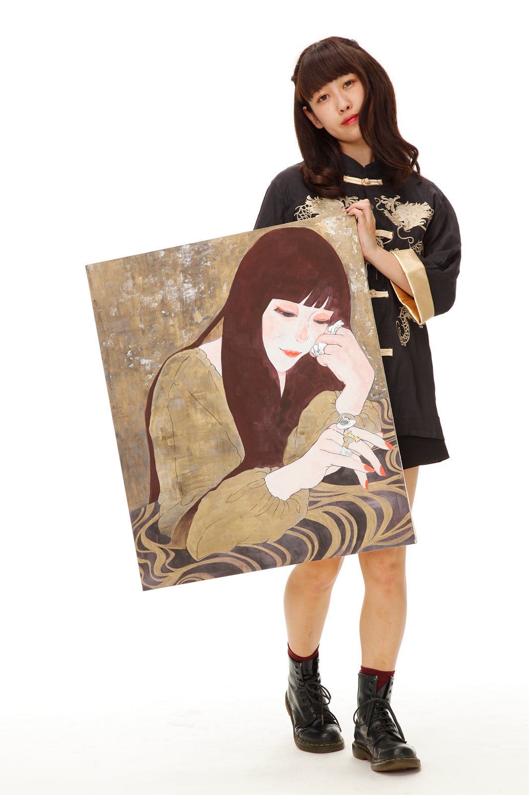 結城つむぎ（写真提供：講談社）