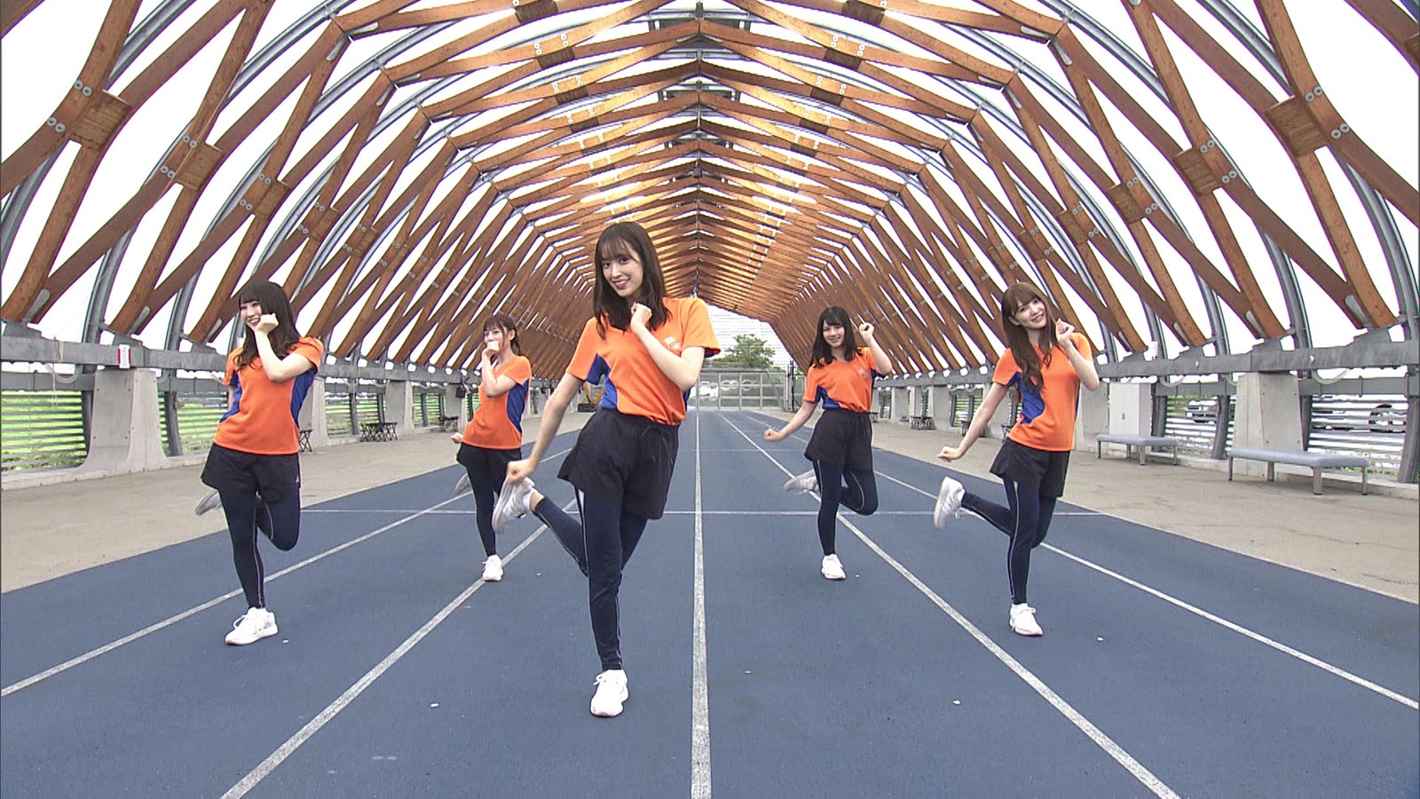 日向坂46「キュン」がエクササイズダンスに 「カラダWEEK」応援アーティストとして参加