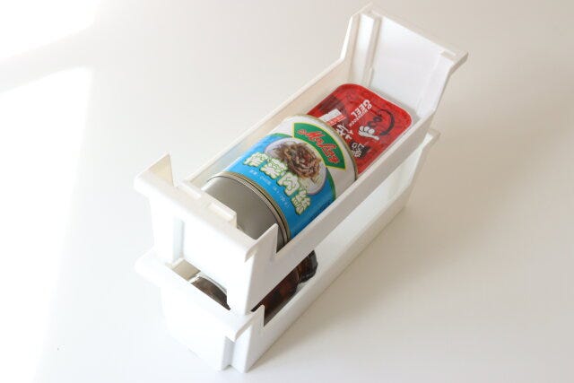 積み重ね缶詰ストッカー