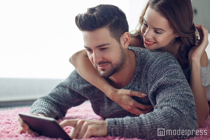 一途な彼女で居続けよう(photo by sakkmesterke/Fotolia)
