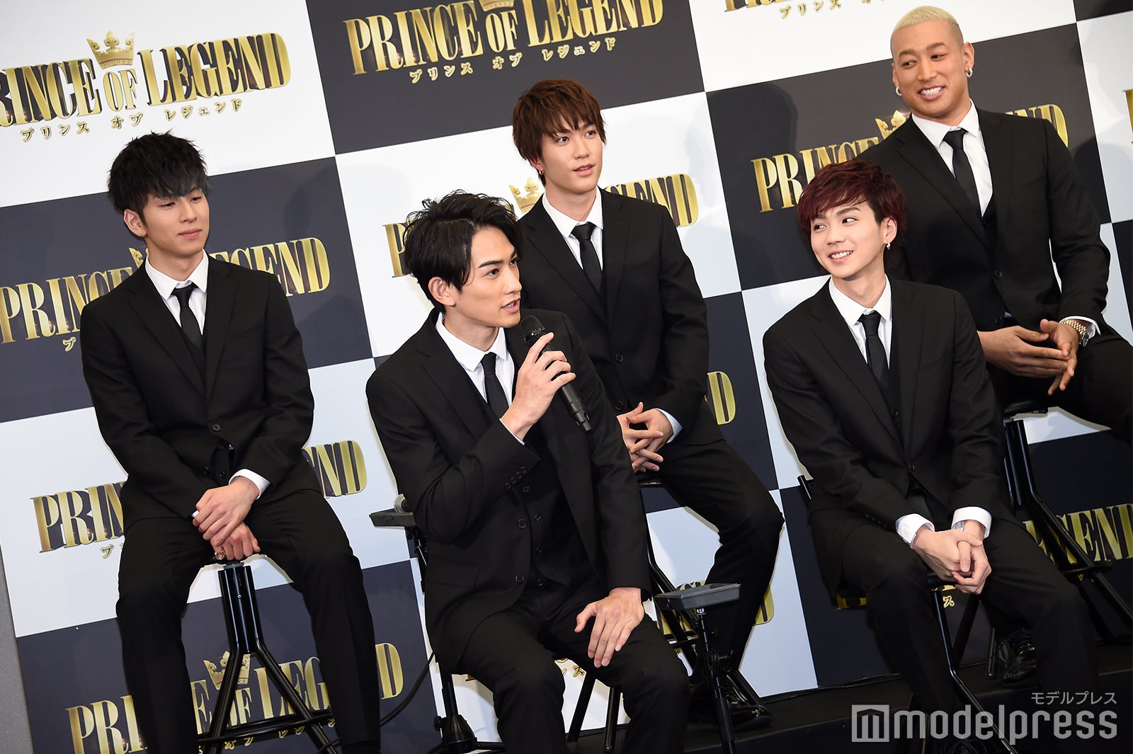 （前列左から）町田啓太、吉野北人（後列左から）長谷川慎、藤原樹、関口メンディー （C）モデルプレス