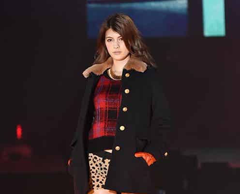 マギー、SEXY絶対領域を披露
