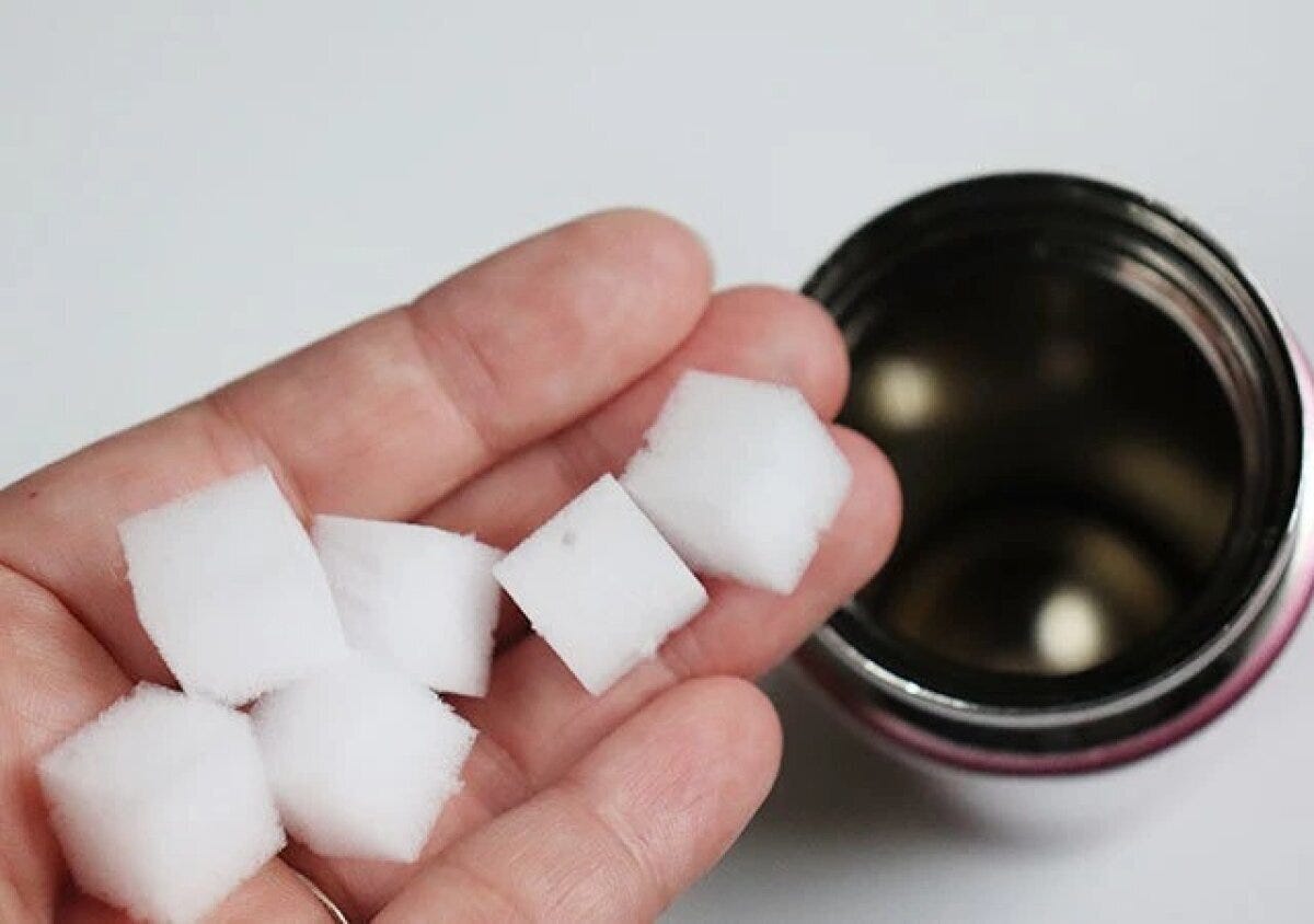 ダイソーのボトル洗いに最適なメラミンスポンジ