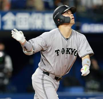 巨人 大城が値千金の同点2ラン！ダルベックの併殺直後に右翼席へ10号 阪神は劣勢の展開で