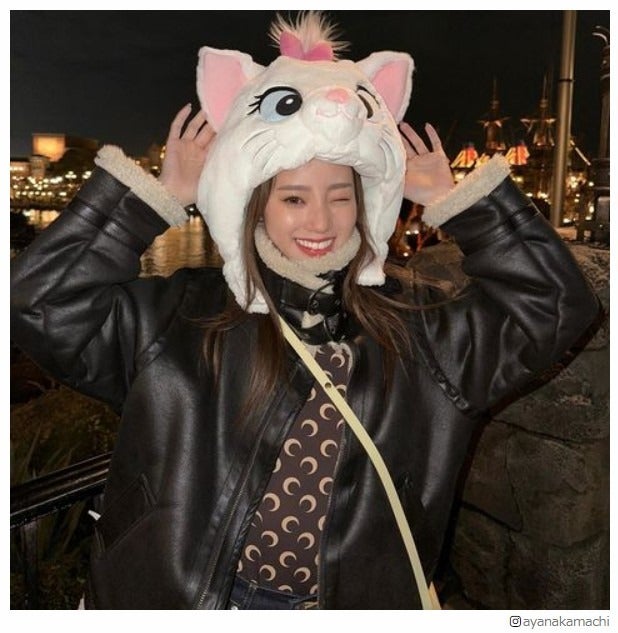 中町綾、インスタフォロワー100万人突破でディズニー満喫ショット公開