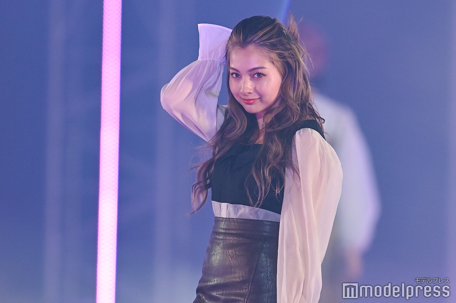 ゆきぽよ、美脚輝くミニスカコーデがSEXY＜TGC2020A／W ONLINE＞