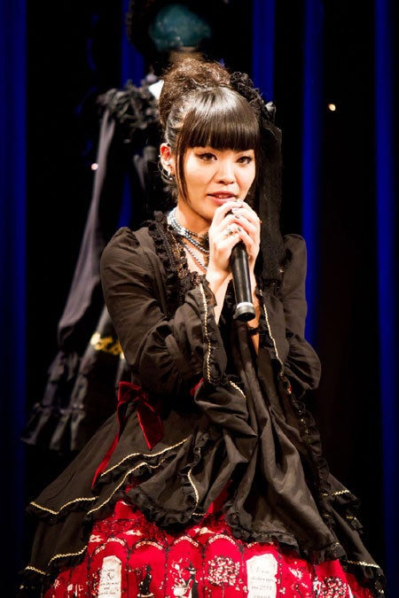 「ラフォーレファッションウィーク'11」より