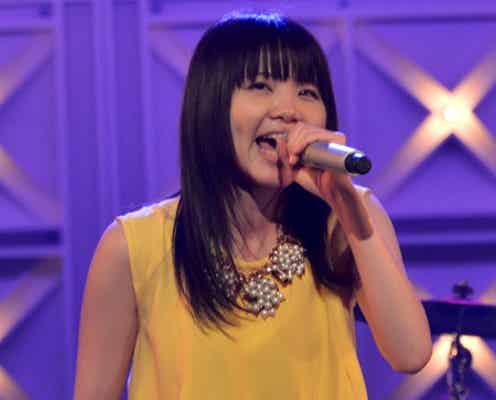 いきものがかり、高揚感ある歌声で「笑顔」を熱唱<紅白本番>