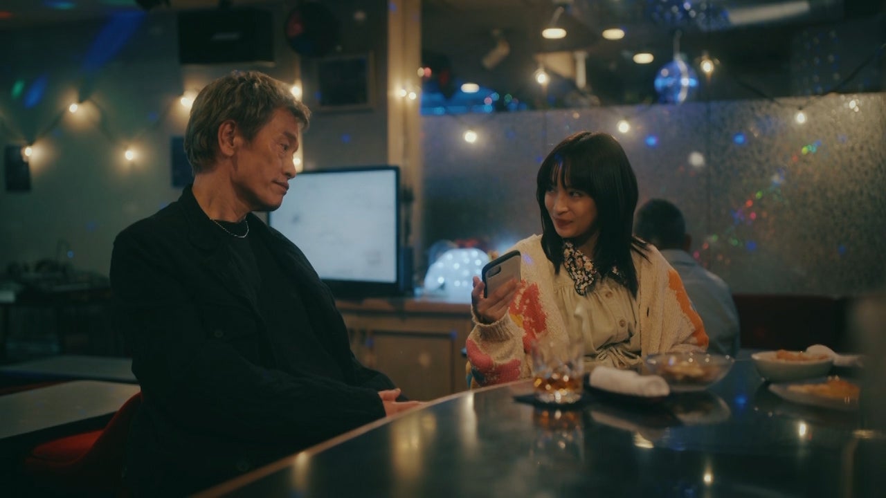 遠藤憲一、広瀬すず／「夕暮れに、手をつなぐ」最終話より（C）TBS