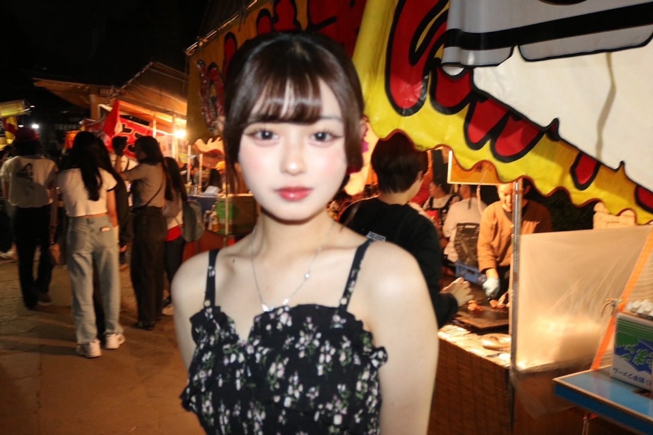 「今日好き」ひな、美人姉2人との3ショットに反響「今も幼少期も可愛い」「天使」