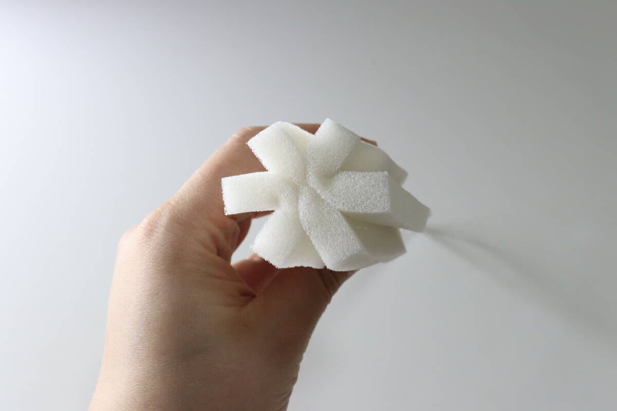 ダイソー　ミニボトル洗いスポンジ　作り