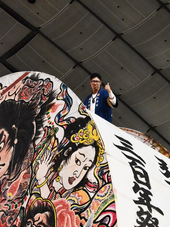 山車の上、かなり高い場所です。がんばれ～！