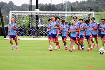 「えー？！」「さすが成功者」日本代表初戦オランダ戦に人気芸人現地へ「応援行ってきます-！」に「羨ましい」反響