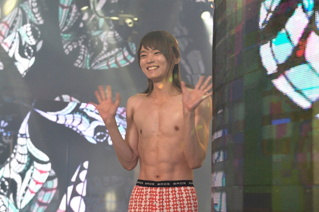 古川雄輝“パンイチ”で肉体美むき出し＜重要参考人探偵＞