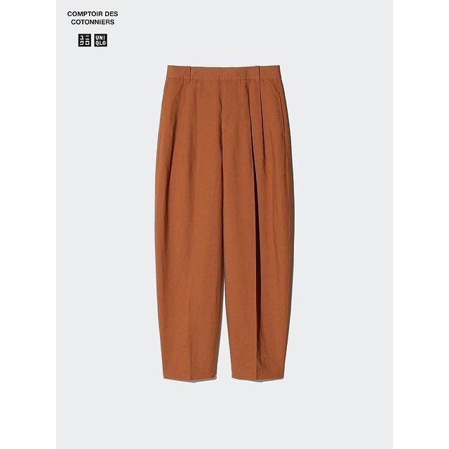 ユニクロ リネンブレンドバレルレッグパンツ ユニクロのリネンブレンドバレルレッグパンツ