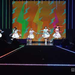 「MARBLE WONDERLAND BY ASIA 可愛 WAY」でライブパフォーマンスを行ったでんぱ組.inc