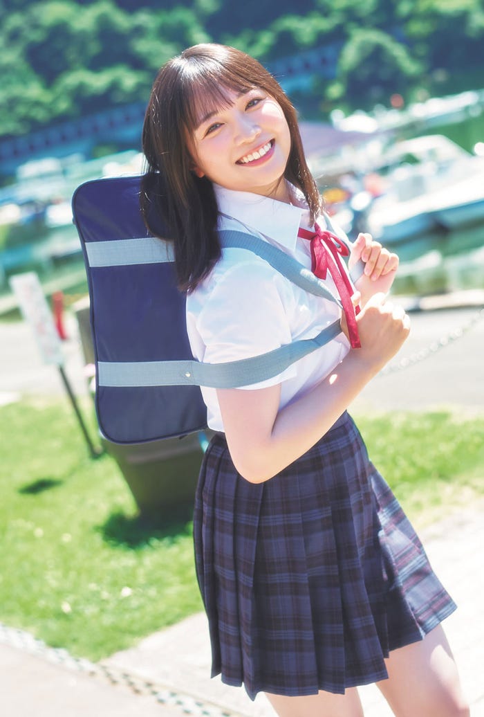 小田垣有咲「B.L.T. SUMMER CANDY 2022」ローソンエンタテインメント購入特典ポストカード(提供写真)