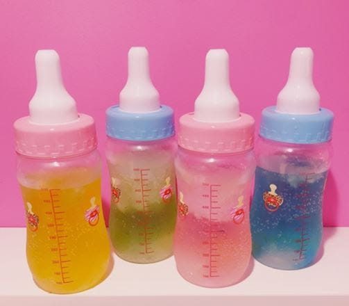 SNS映え指数120%!原宿の“哺乳瓶ソーダ”がネクストブーム確実