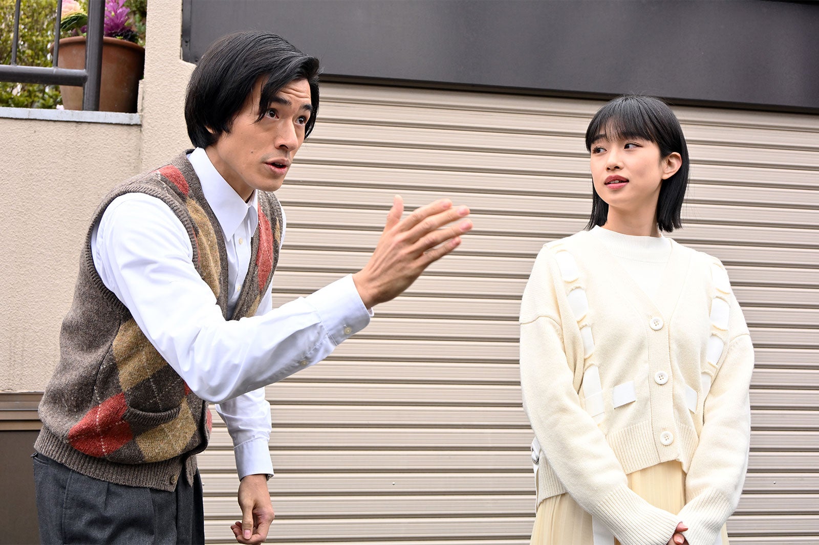 中島歩、河合優実（C）「不適切にもほどがある！」最終話より