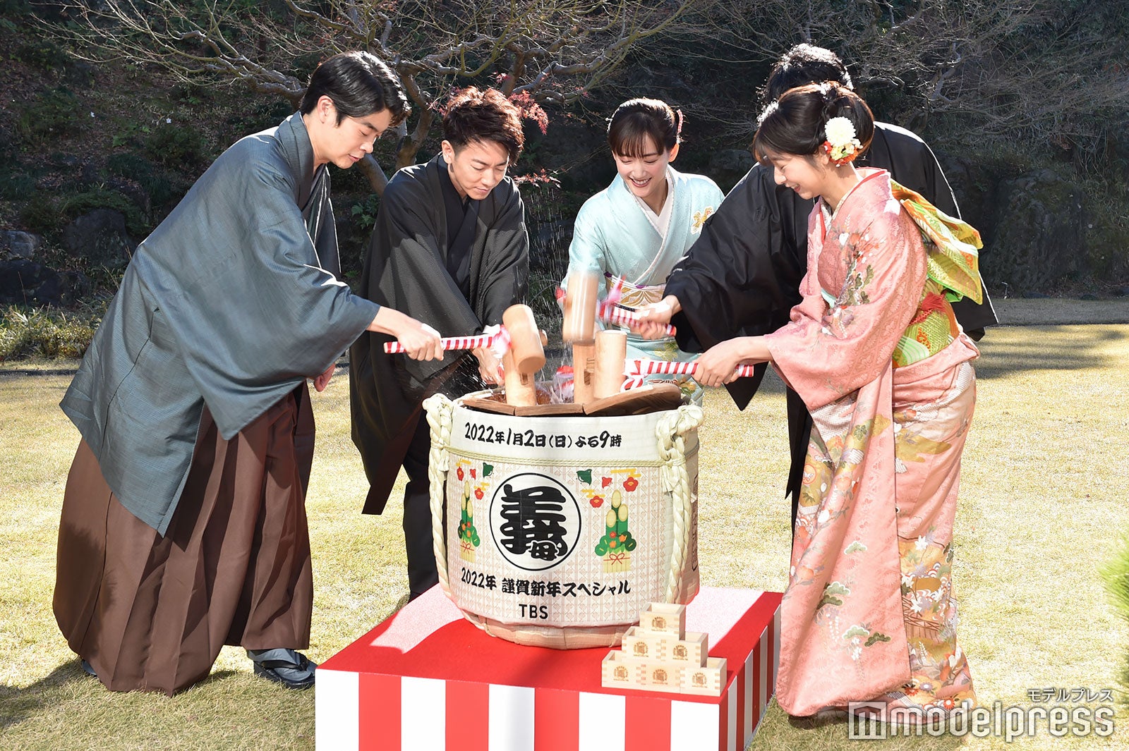 井之脇海、佐藤健、綾瀬はるか、竹野内豊、上白石萌歌、 （C）モデルプレス