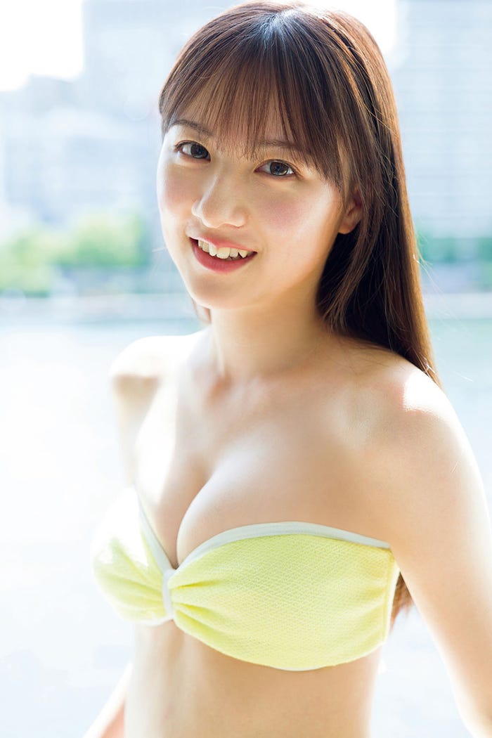 友恵温香(C)光文社週刊FLASH/写真:Takeo Dec.