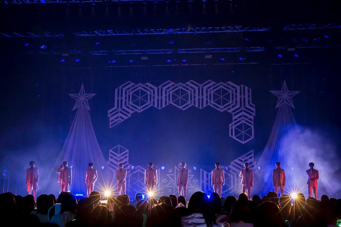 『JO15THシングル「WANDERING」発売記念クリスマスショー』(C)LAPONE ENTERTAINMENT