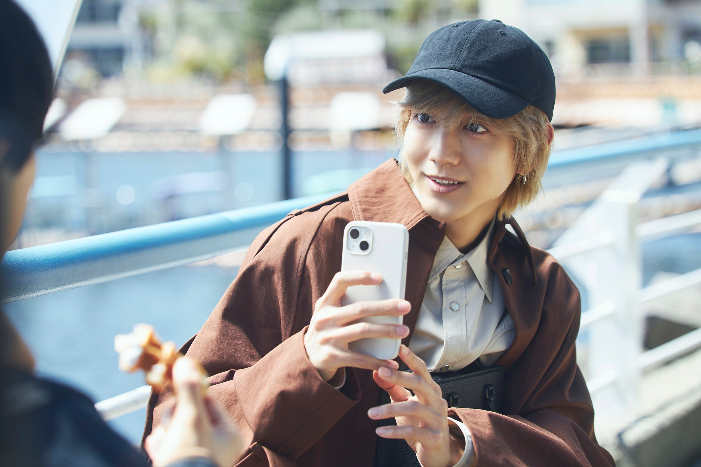 「２５時、赤坂で」第2話より（C）「２５時、赤坂で」製作委員会