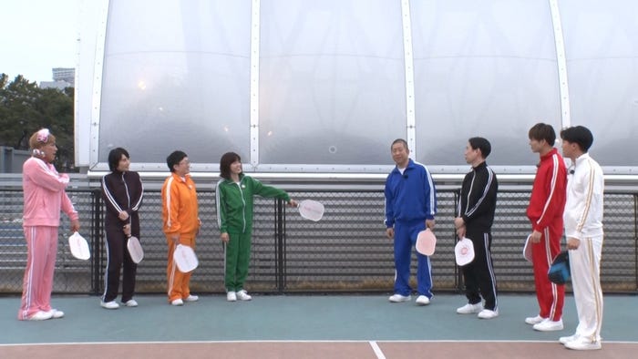 ゴリエ、箕輪はるか、近藤春菜、神田愛花、澤部佑、岩井勇気、加藤大悟、勝野健アナ(C)フジテレビ