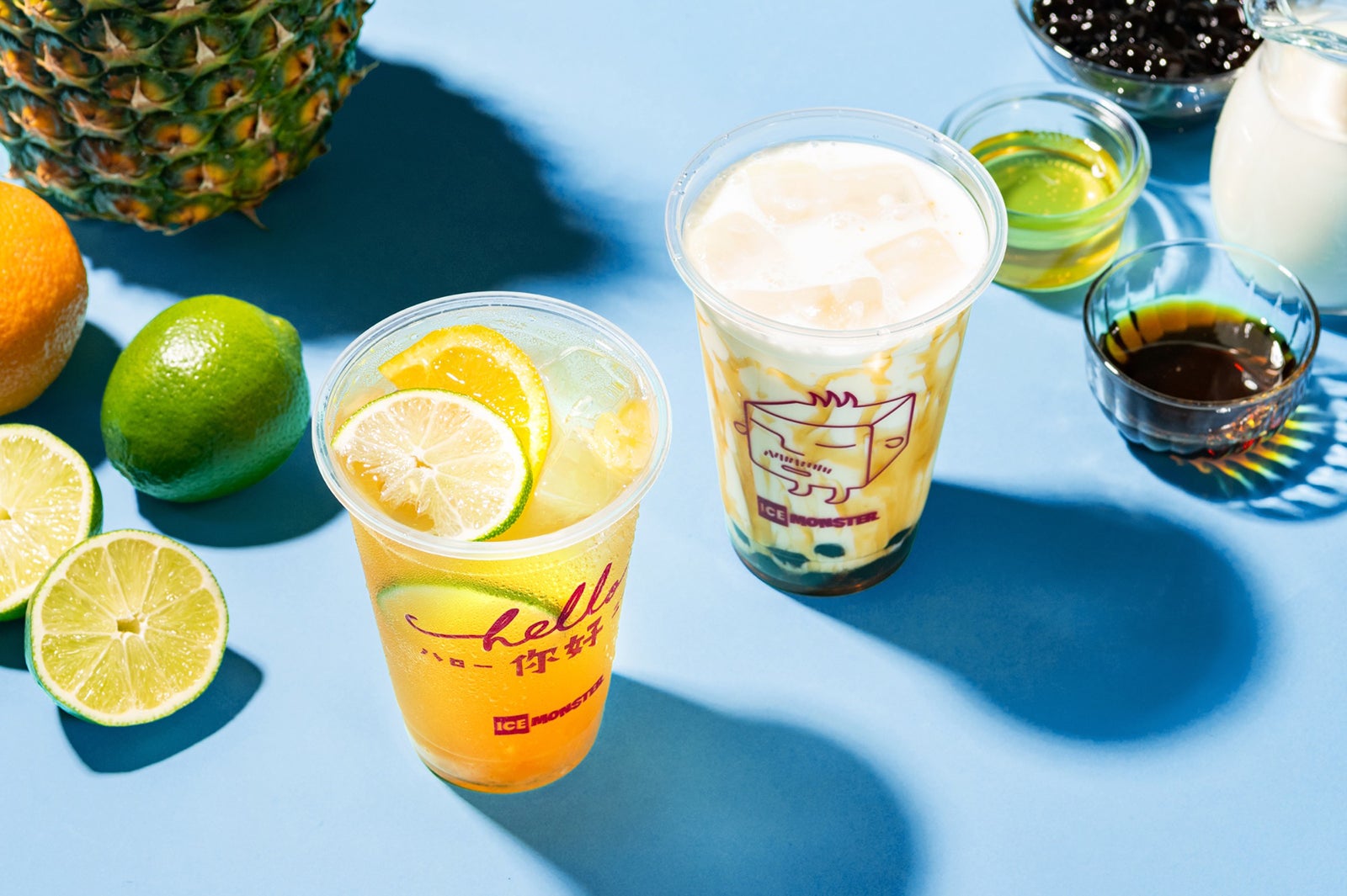 ハニーブラウンシュガータピオカミルク500円、シトラスパインティー 610円（税込）／画像提供：TRANSIT GENERAL OFFICE