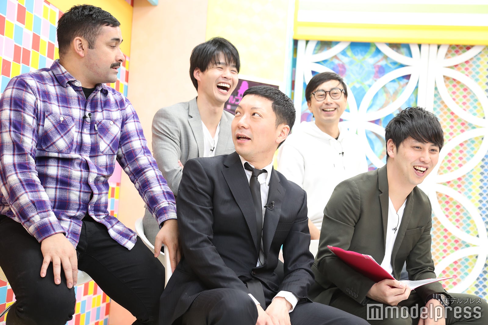 （前列左から）嶋佐和也、屋敷裕政（後列左から）植野行雄、松下宣夫、おいでやす小田 （C）モデルプレス