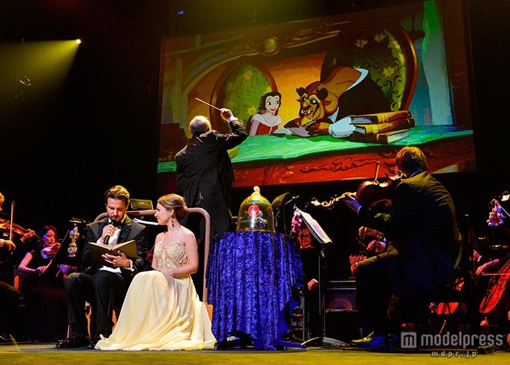 ディズニー、新演出「美女と野獣」＆初披露「スター・ウォーズ」で開幕／人間に戻りたい（C）Disney【モデルプレス】