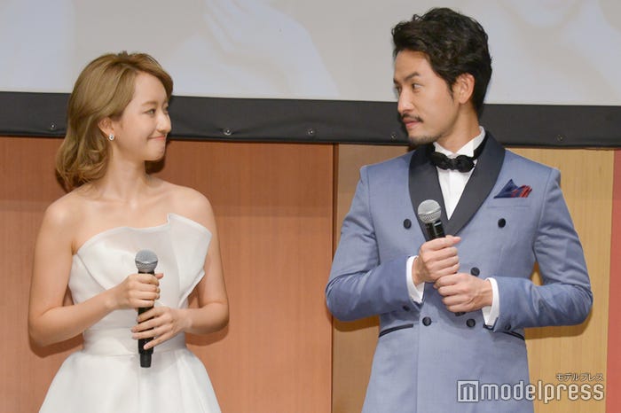 倉田茉美&小柳津林太郎 (C)モデルプレス