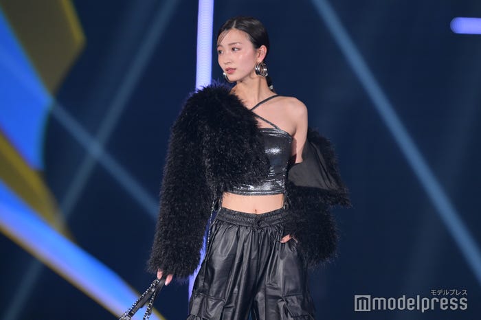 岡崎紗絵(C)モデルプレス