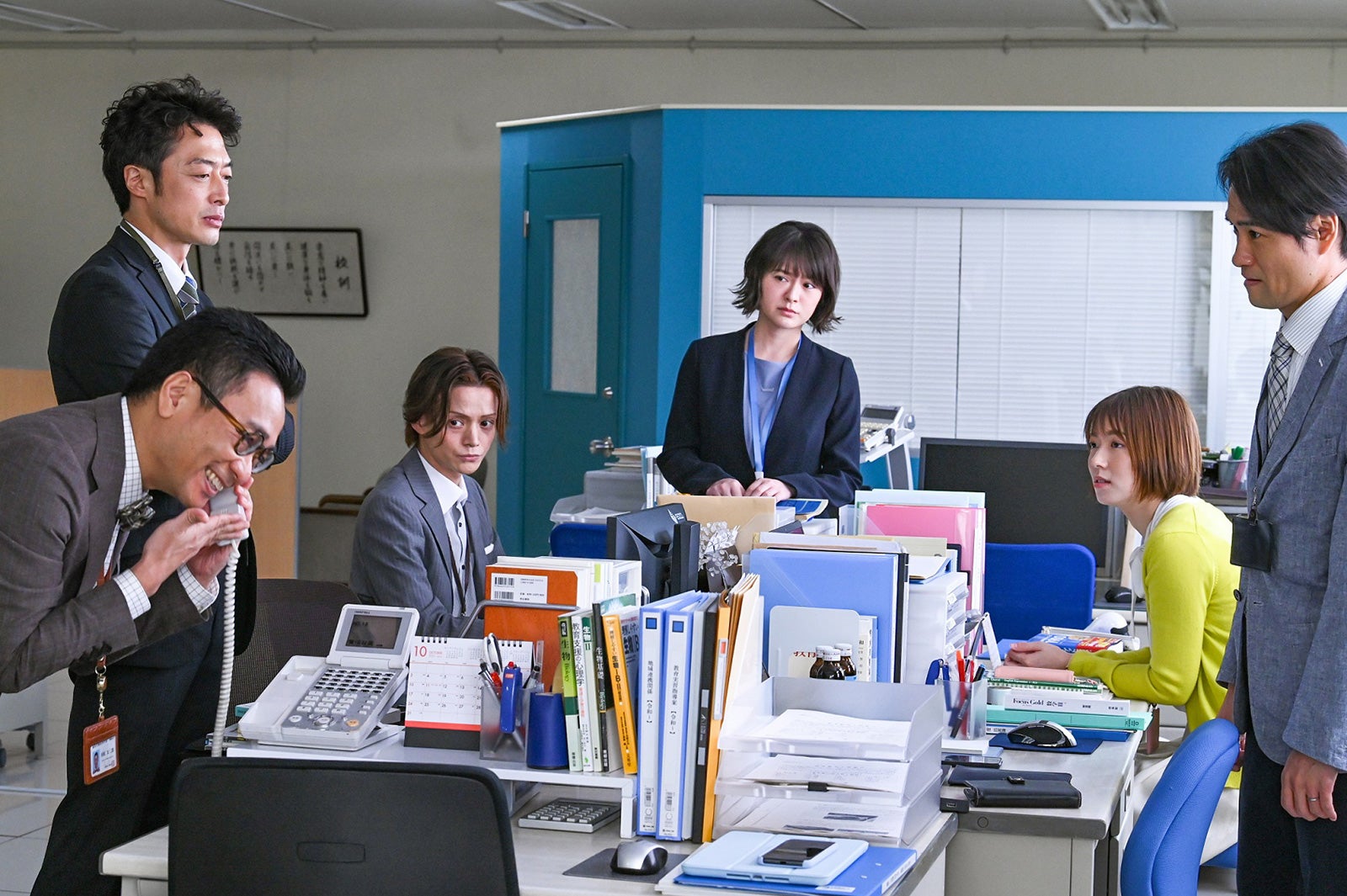 八嶋智人、和田聰宏、三浦涼介、貫地谷しほり、阿部華也子、笠原秀幸（C）東海テレビ