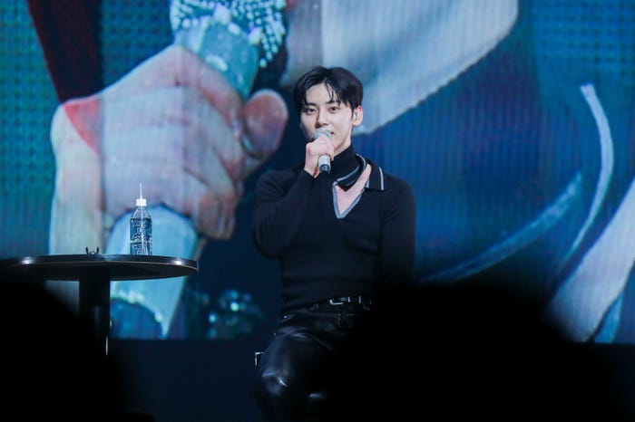 HWANG MIN HYUN「2023 HWANG MIN HYUN MINI CONCERT <UNVEIL> IN TOKYO」(P)&(C) PLEDIS Entertainment