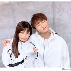 モデルプレス - AAA宇野実彩子、與真司郎に「もっと惚れたっ」ソロライブ後の2ショットに「待ってました」の声