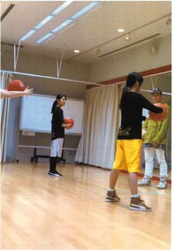 スタッフ撮影（2017年3月／レッスンスタジオにて）